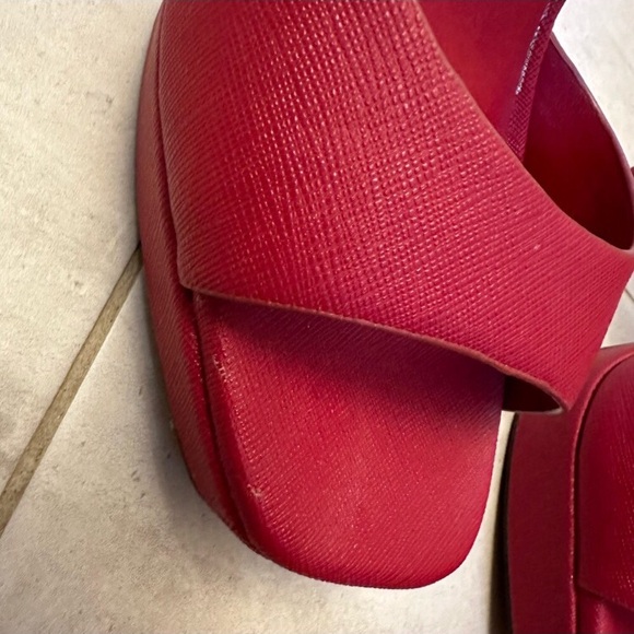 Red high heels from Aldo size 7.5 pillow walk cushion - Picture 7 of 8